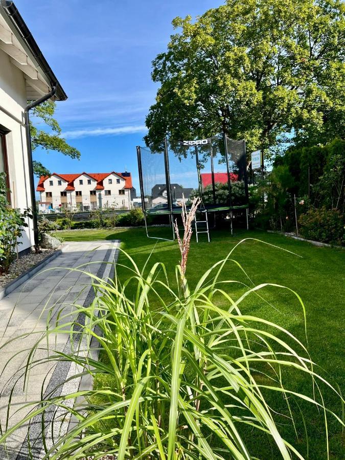 Apartamenty Rozany Ogrod Леба Экстерьер фото